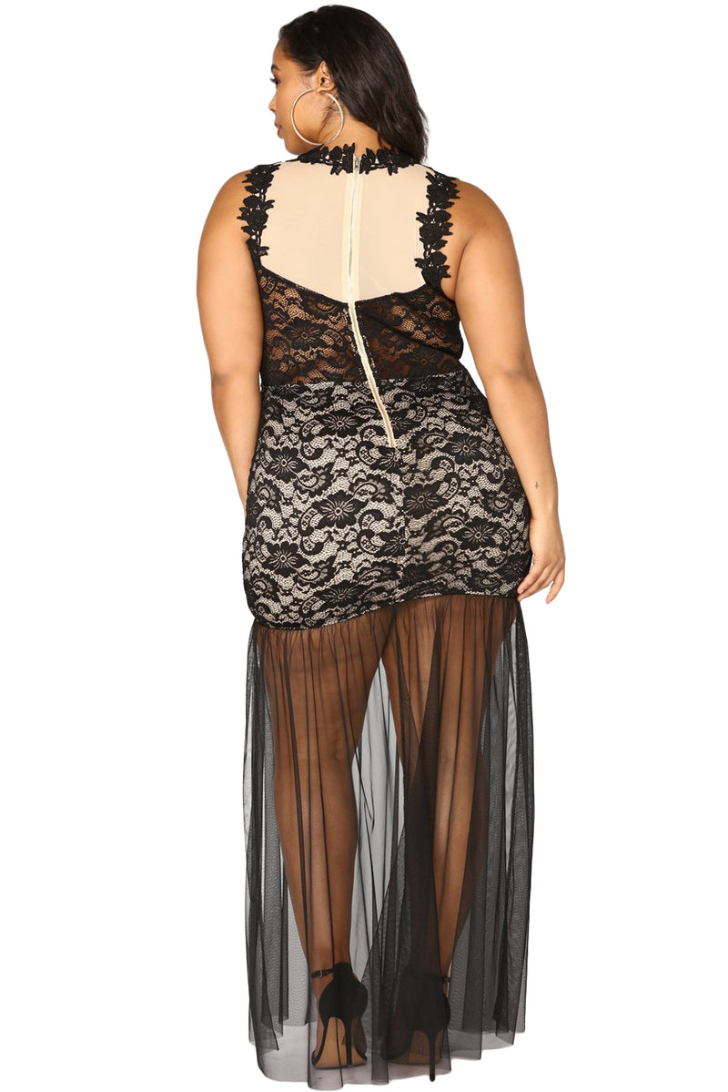 Black Plus Size Lace Maxi Dress with Tulle