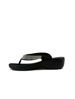 Sturdy Star Flip Flop Black