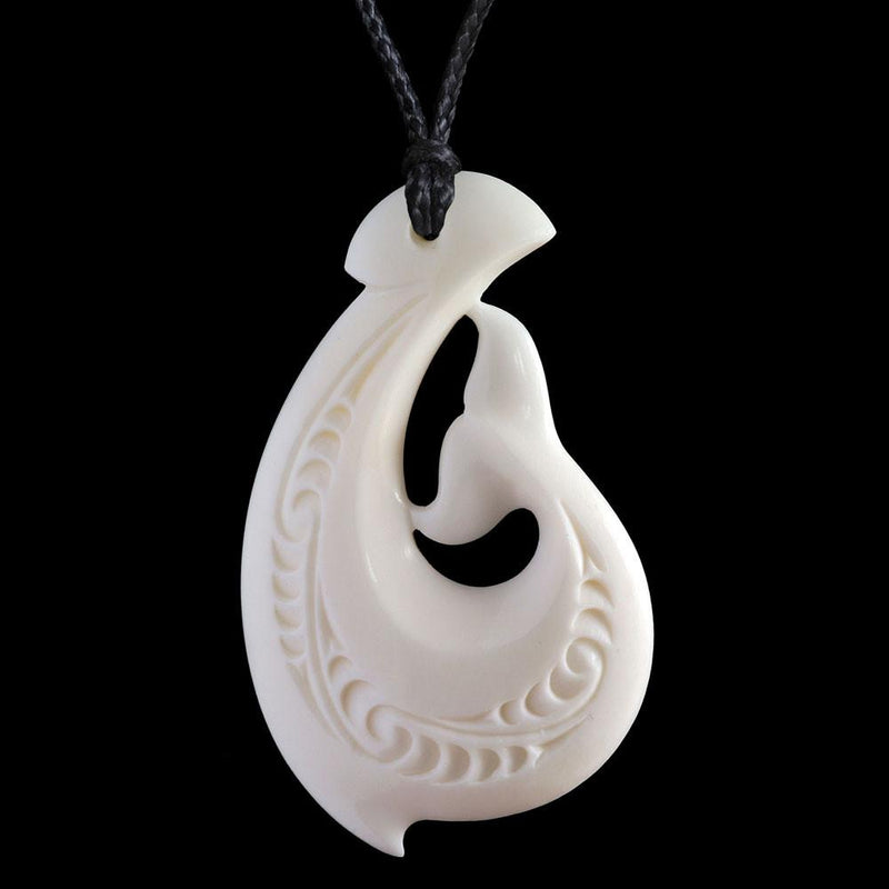 Engraved Whale Tail Matau