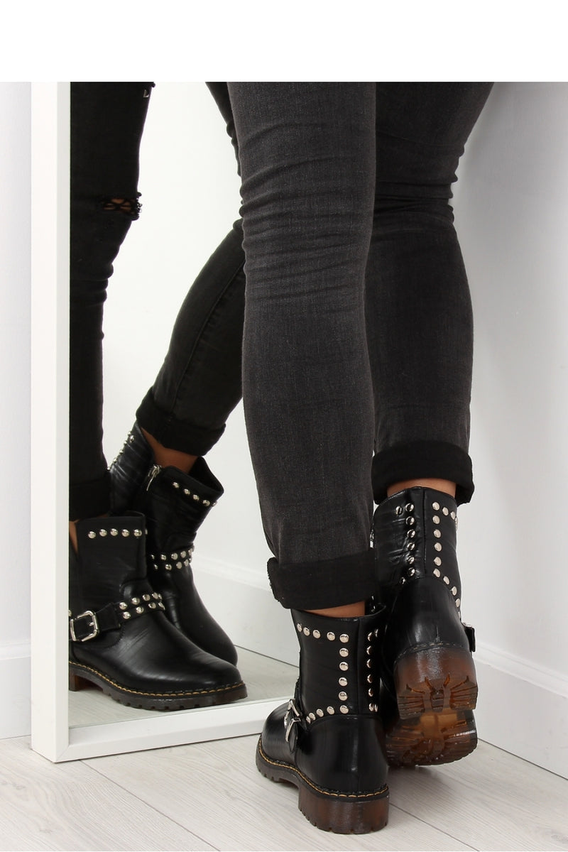 Boots model 123731 Inello