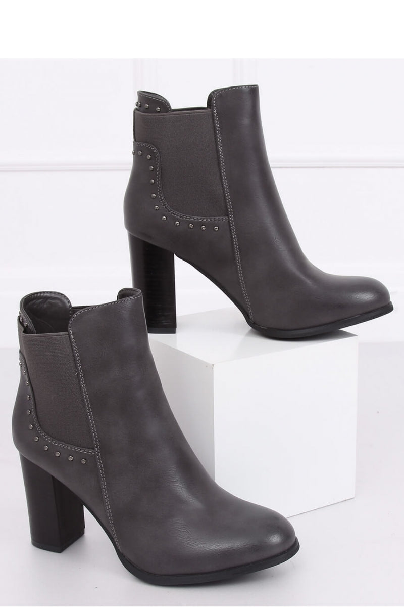 Heel boots model 134775 Inello