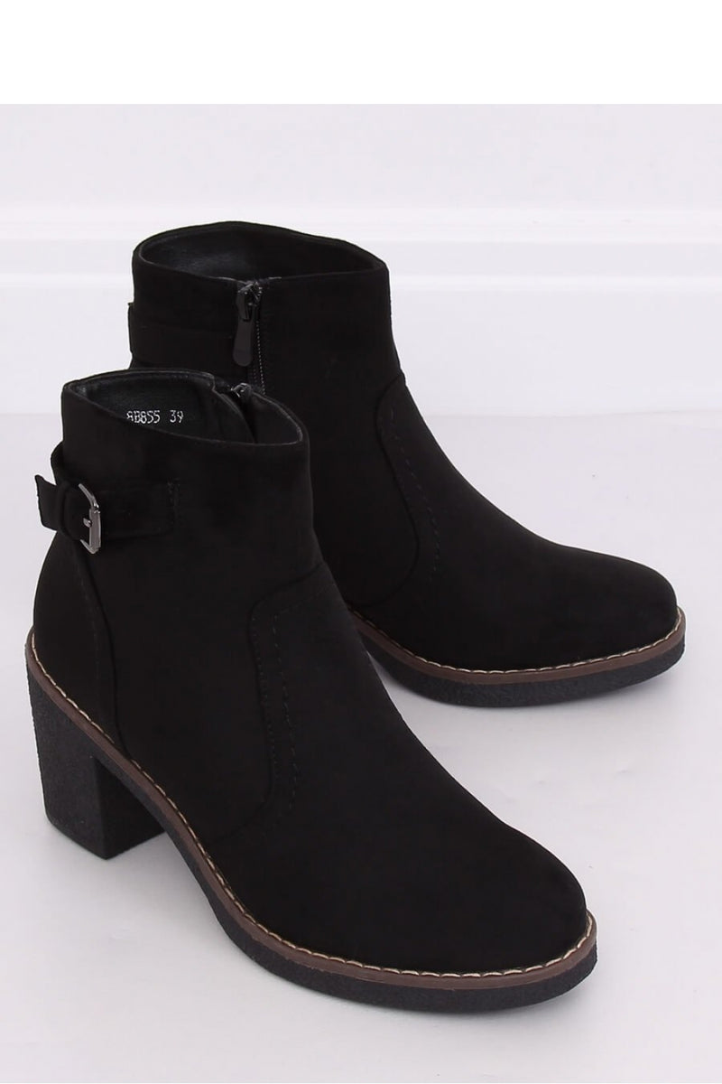 Heel boots model 135430 Inello