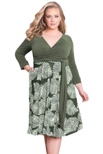 Green Plus Size 3/4 Sleeve Contrast Print Dress