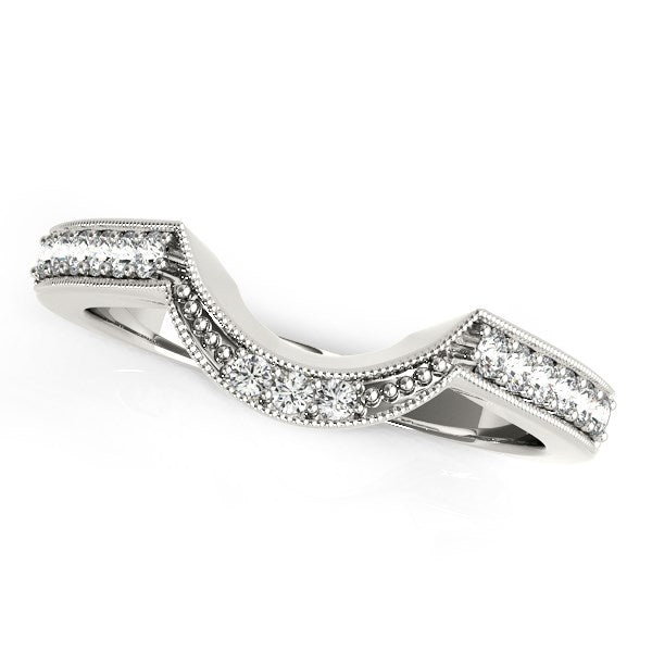 14K White Gold Round Diamond Curved Antique Wedding Band (1/4 ct. tw.)