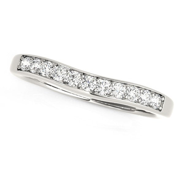 14K White Gold Curved Diamond Wedding Band (1/4 ct. tw.)