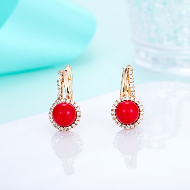 Trendy Black/Red/White Pearl Stud Earrings for Women