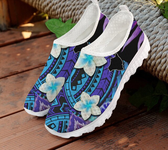 Hawaiian Style Polynesian With Flower Printing shoes